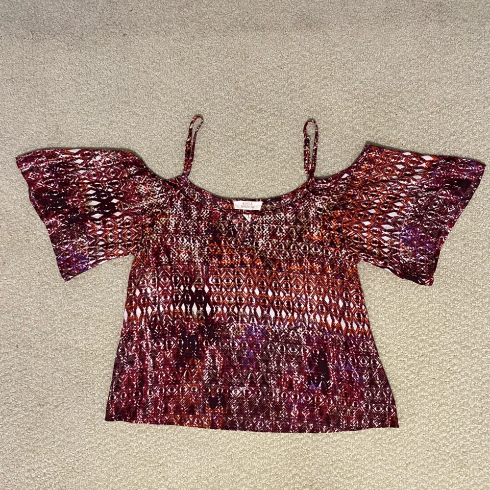 Sun & Shadow off-the-shoulder spaghetti strap and short sleeved top Size: XS
